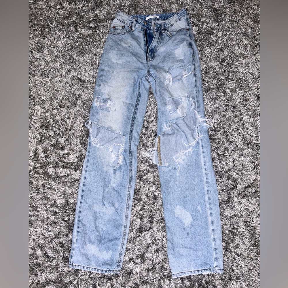 PacSun High Waisted Distressed Baggy Jeans